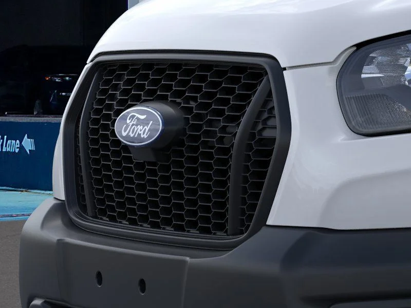 New 2026 Oxford White Ford Base image 18
