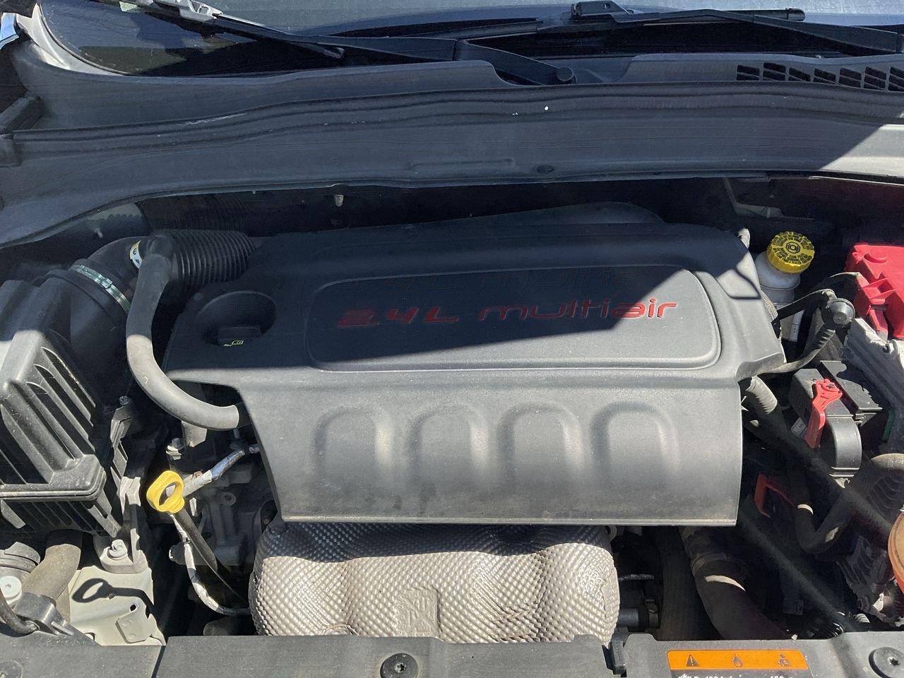 Used 2019 BLUE Jeep Latitude image 24