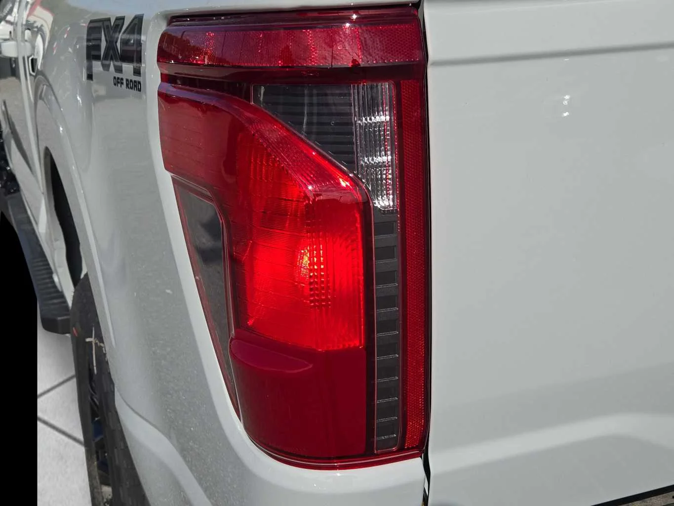 New 2026 Avalanche Ford XLT image 16