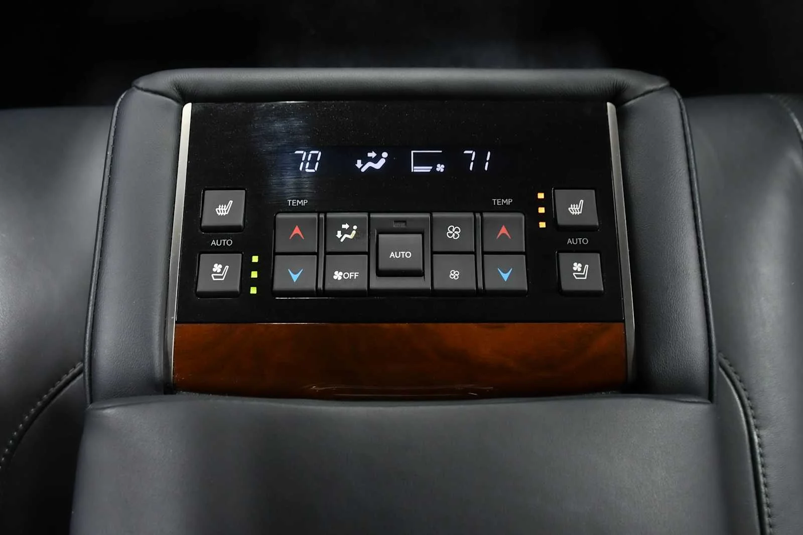 Used 2019 Black Onyx Lexus  image 24