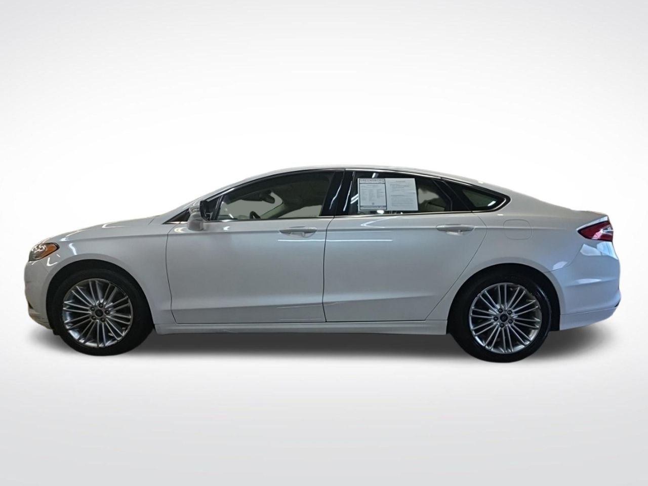 Used 2016 White Ford SE image 2