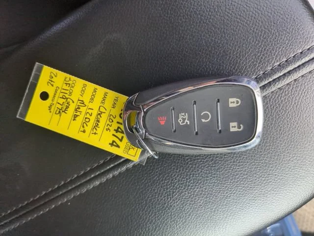 Used 2025 Mineral Gray Metallic Chevrolet 1LT image 33