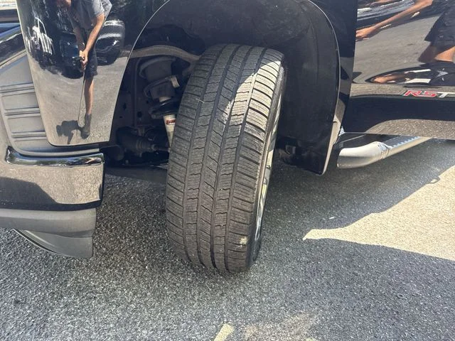 Used 2019 Black Chevrolet RST image 31