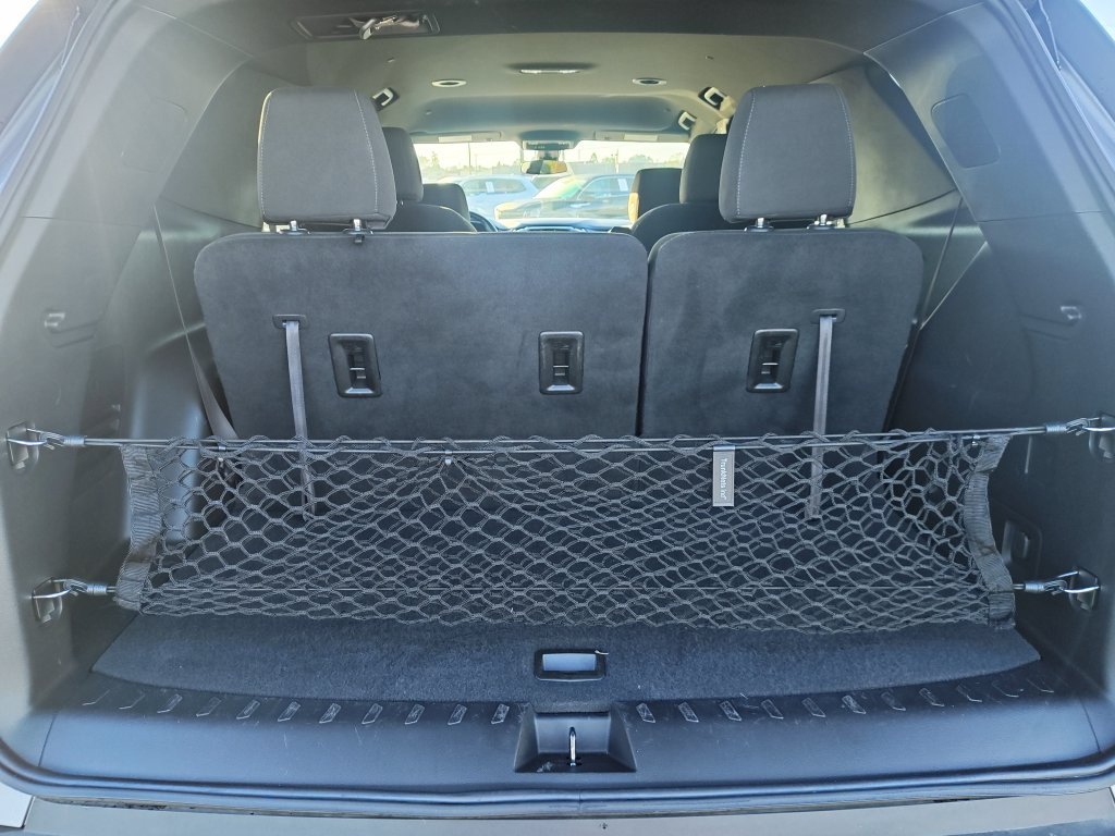 Used 2023 Gray Chevrolet LT image 9