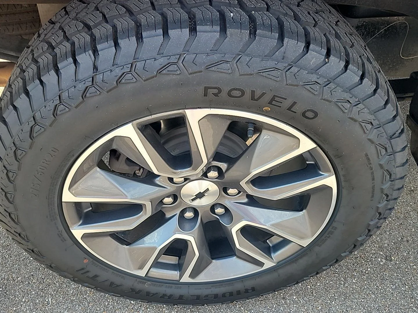 Used 2022 Dark Ash Metallic Chevrolet RST image 21