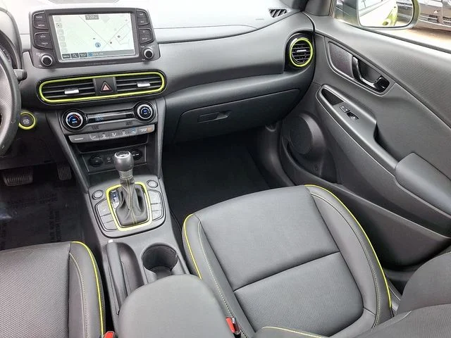 Used 2019 Green Hyundai Ultimate image 16