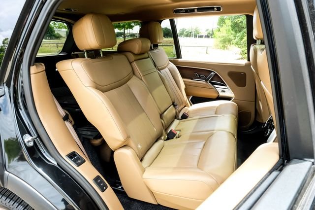Used 2023 Black Land Rover SE image 50