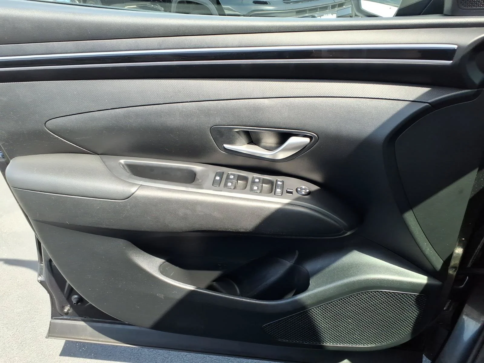 Used 2023 Portofino Gray Hyundai SEL image 24