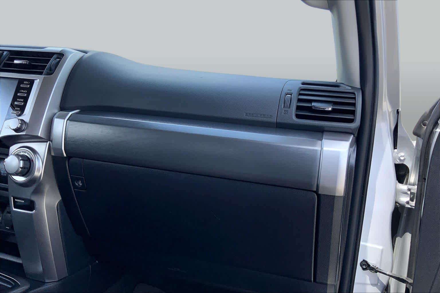 Used 2024 Classic Silver Metallic Toyota SR5 image 18