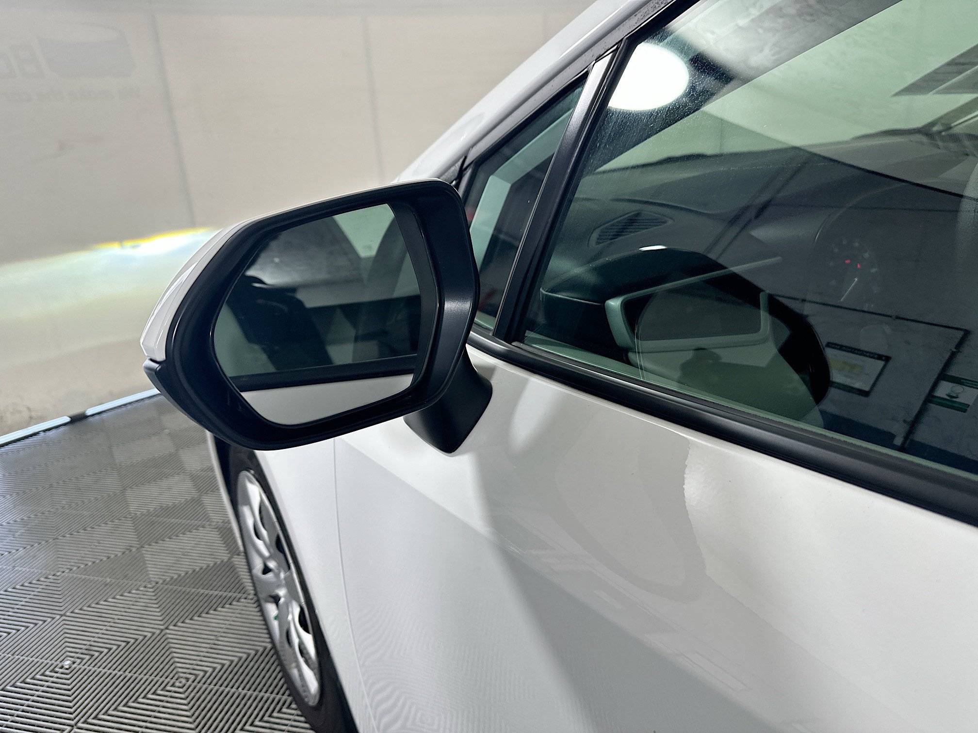 Used 2024 Ice Toyota LE image 10