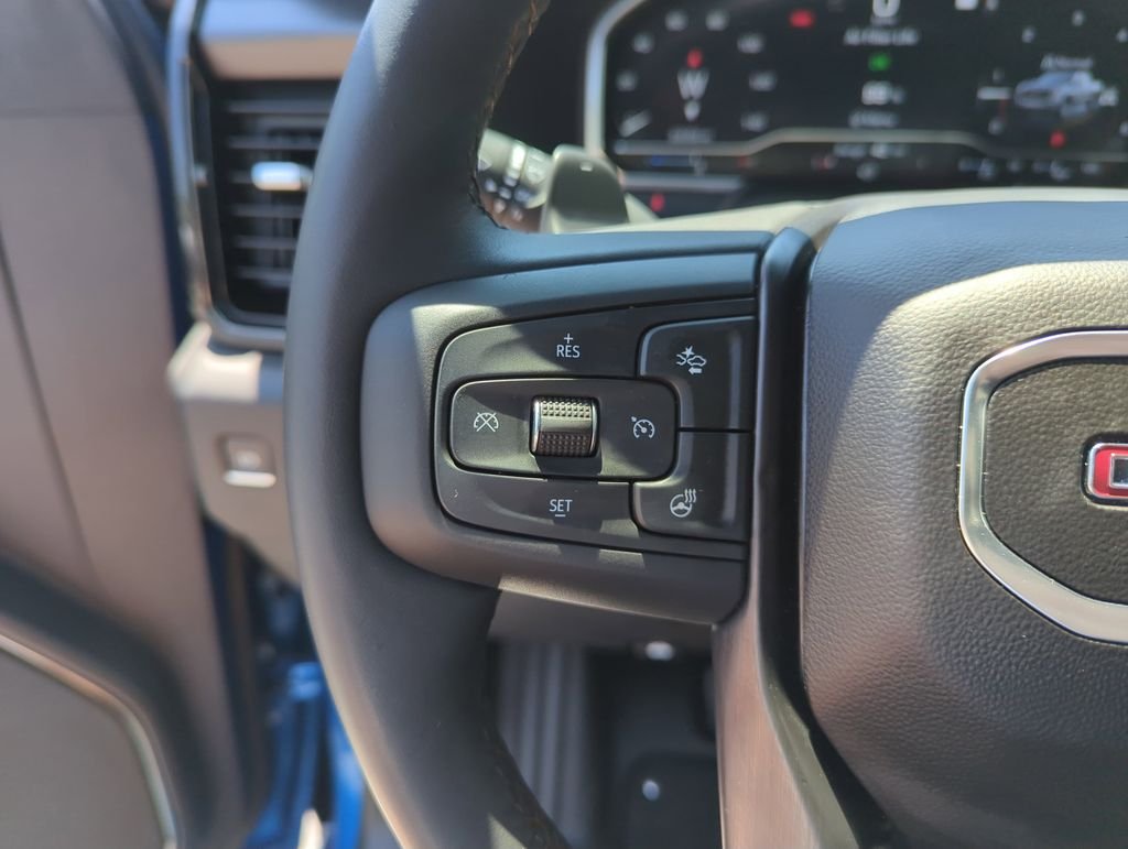 Used 2022 Blue GMC AT4 image 21