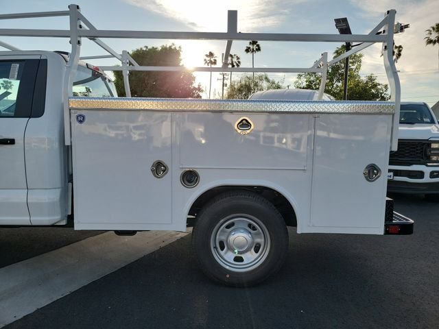 2025 Ford F-350 Super Duty XL - Photo 18