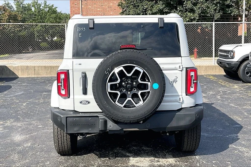 New 2026 Avalanche Gray Ford Outer Banks® image 3