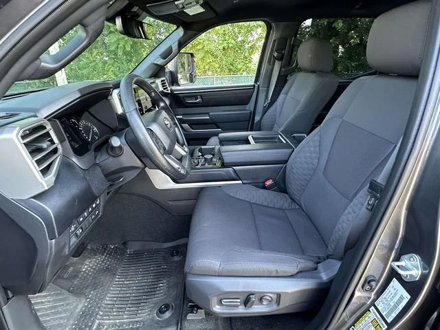 2026 Toyota Tundra SR5 - Photo 15