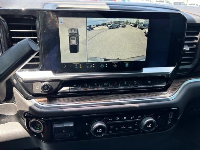 Used 2022 Summit White Chevrolet LT image 32