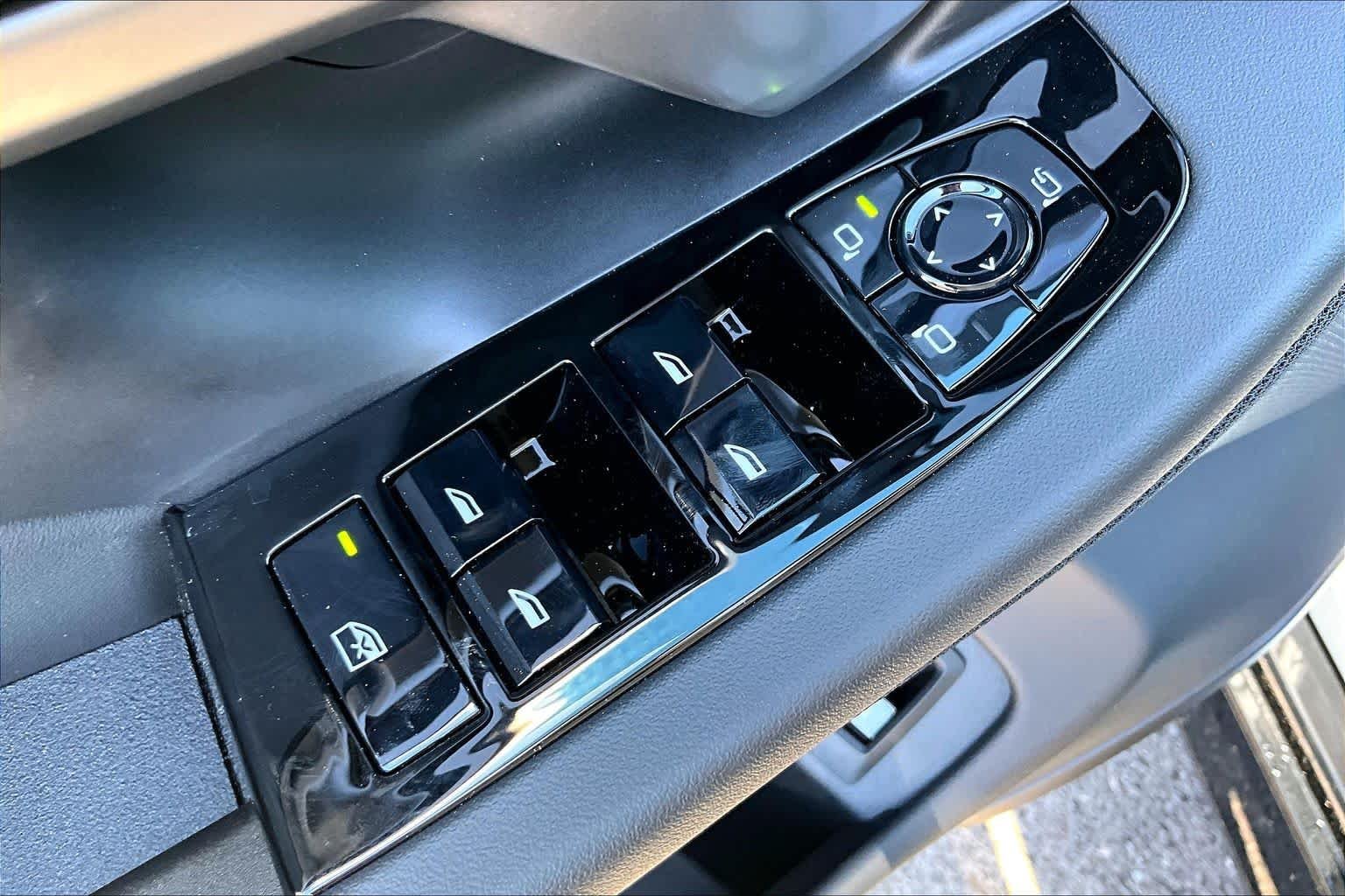 New 2027 Brooklyn Grey Metallic BMW 530i image 16