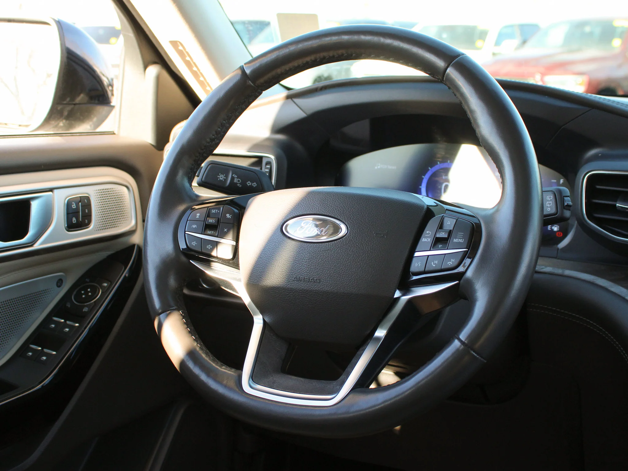 Certified Used 2023 Black Ford Platinum * No Accidents | Apple CarPlay | Luxury 3-Row SUV | Bang & Olufsen | Adaptive Cruise image 6