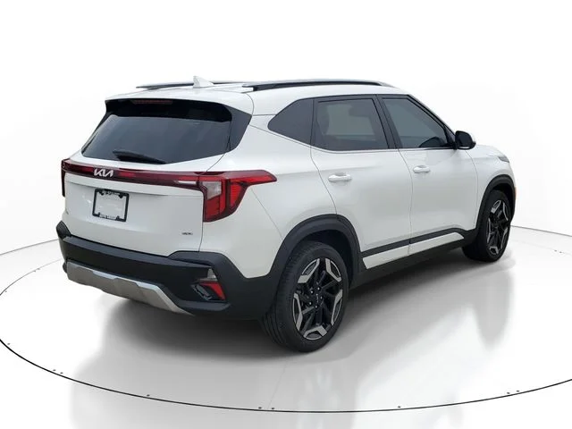Certified Used 2024 White Kia SX image 6