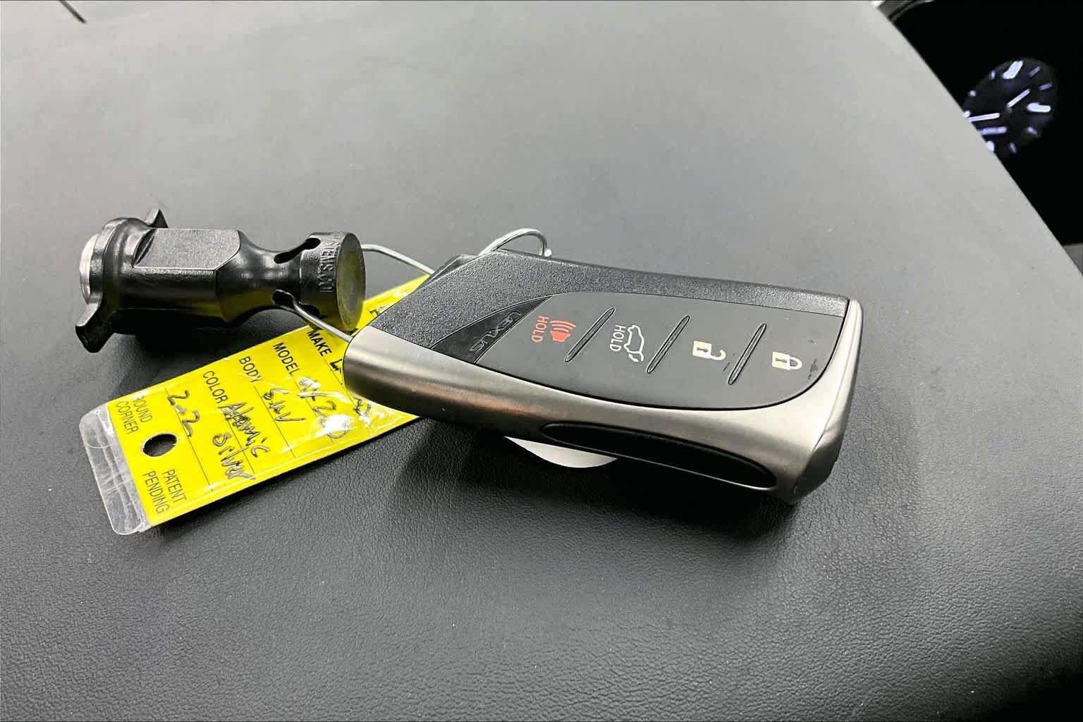Used 2019 Atomic Silver Lexus  image 14