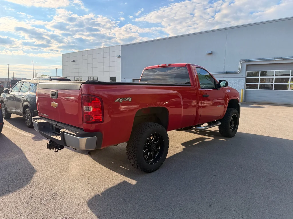 Used 2014 Victory Red Chevrolet Work Truck image 5