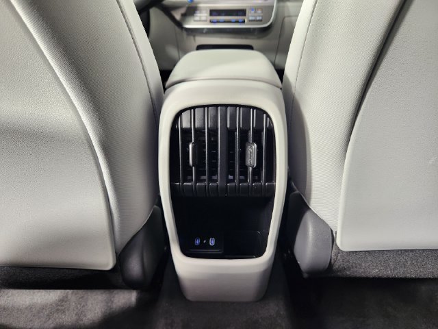 2024 Hyundai Kona SEL - Photo 17