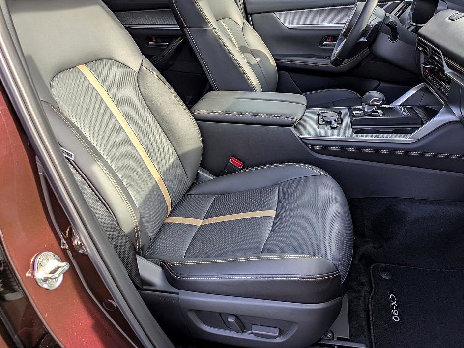 2026 Mazda CX-90 Premium Plus Package - Photo 35