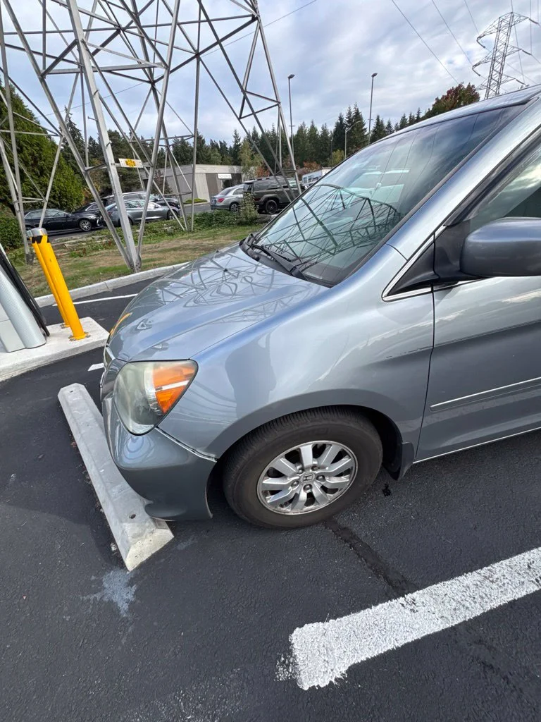 Used 2010 Silver Honda EX-L image 4