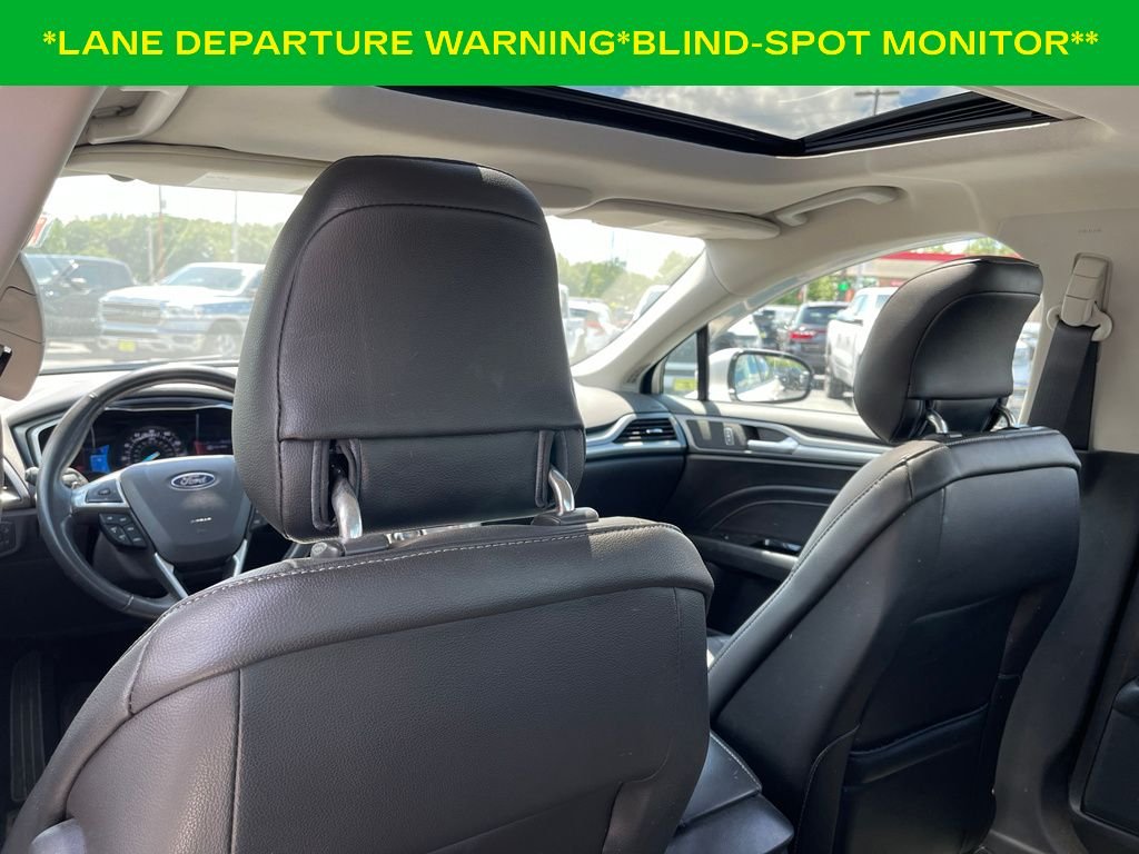 Used 2013 White Platinum Clearcoat Metallic Ford Titanium image 11