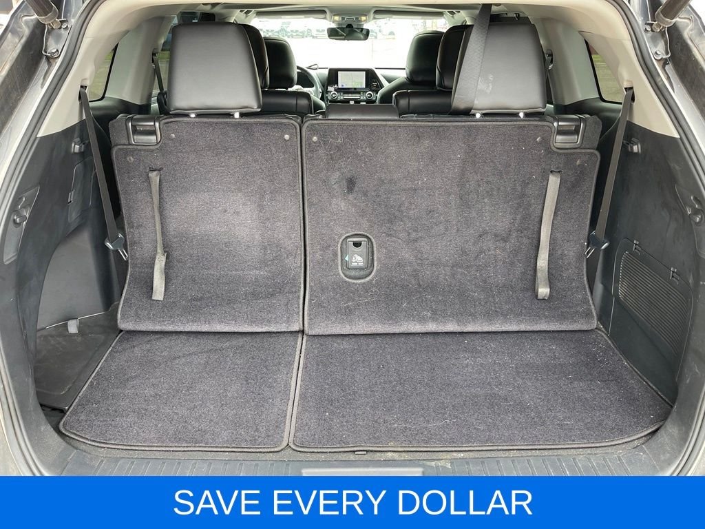 Used 2023 Black Toyota XLE image 6