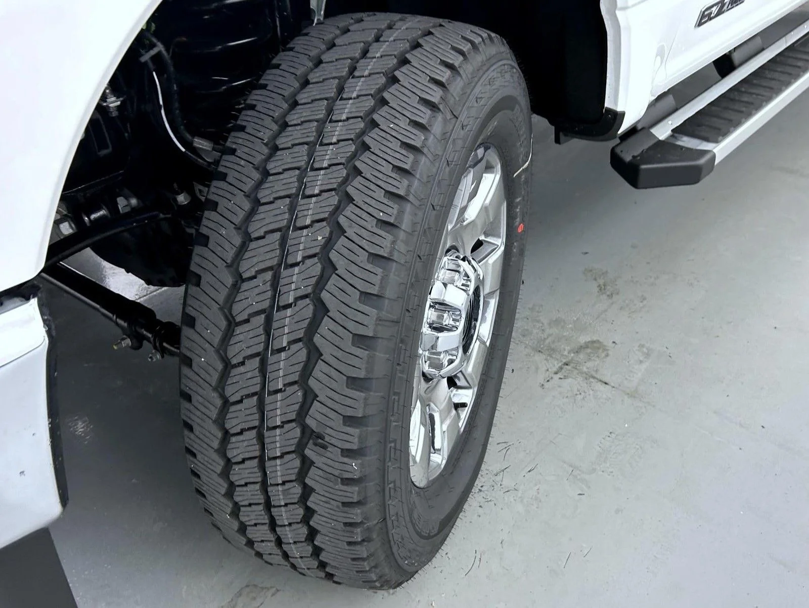 New 2026 White Ford Lariat image 24