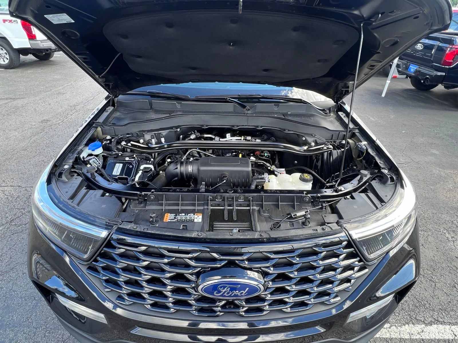 Certified Used 2023 Agate Black Metallic Ford ST-Line image 3