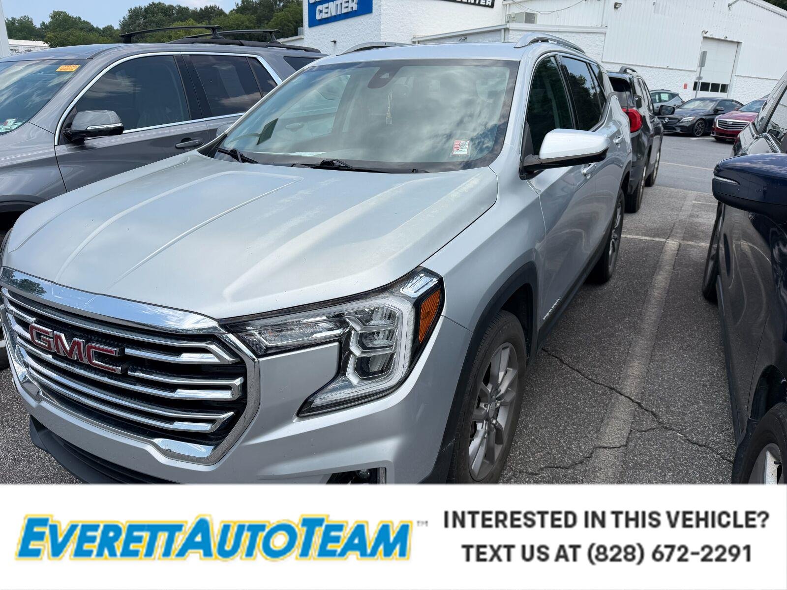 Used 2022 QUICKSILVER METALLIC GMC SLT image 1