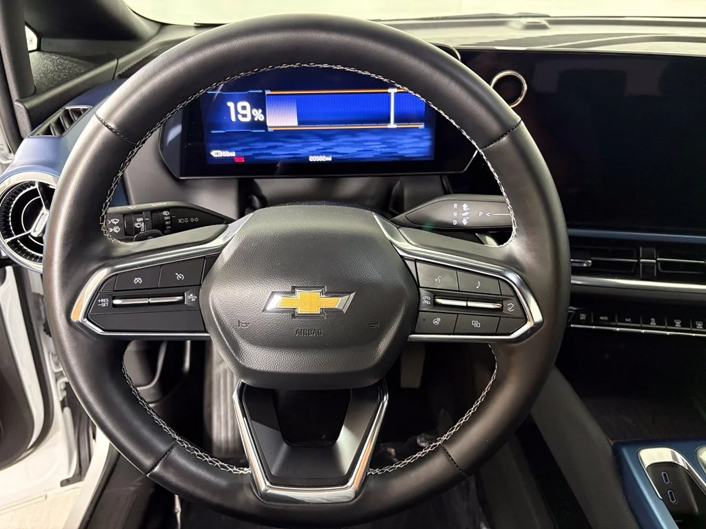 Used 2024 White Chevrolet LT image 24