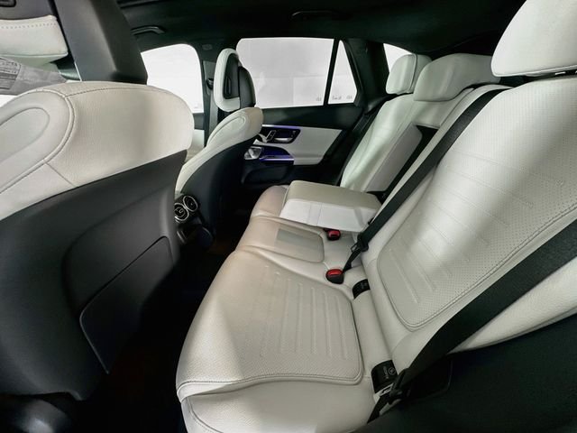 New 2026 Graphite Grey Metallic Mercedes-Benz GLC 300 image 25