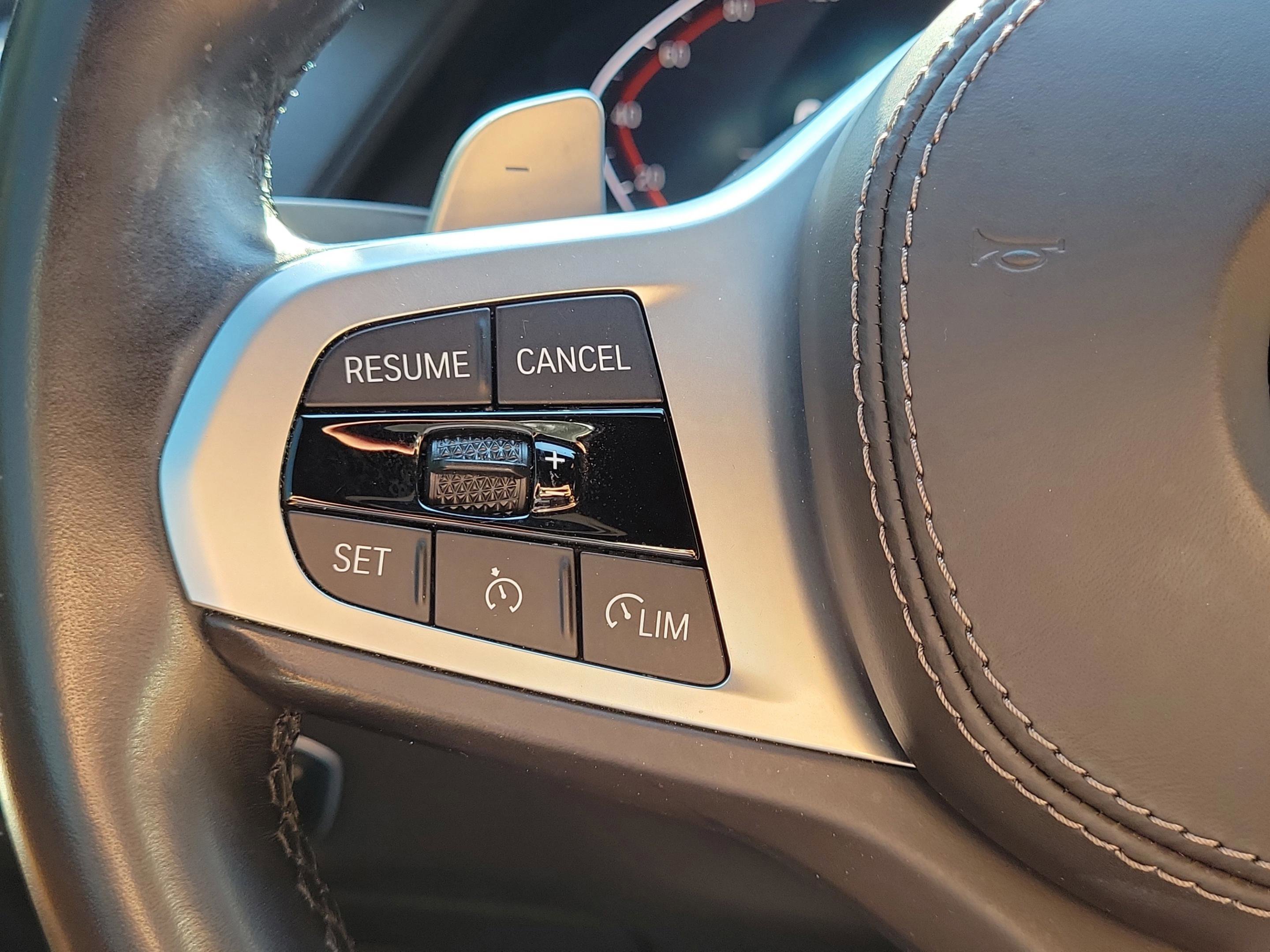Used 2022 Carbon Black Metallic BMW xDrive40i image 19