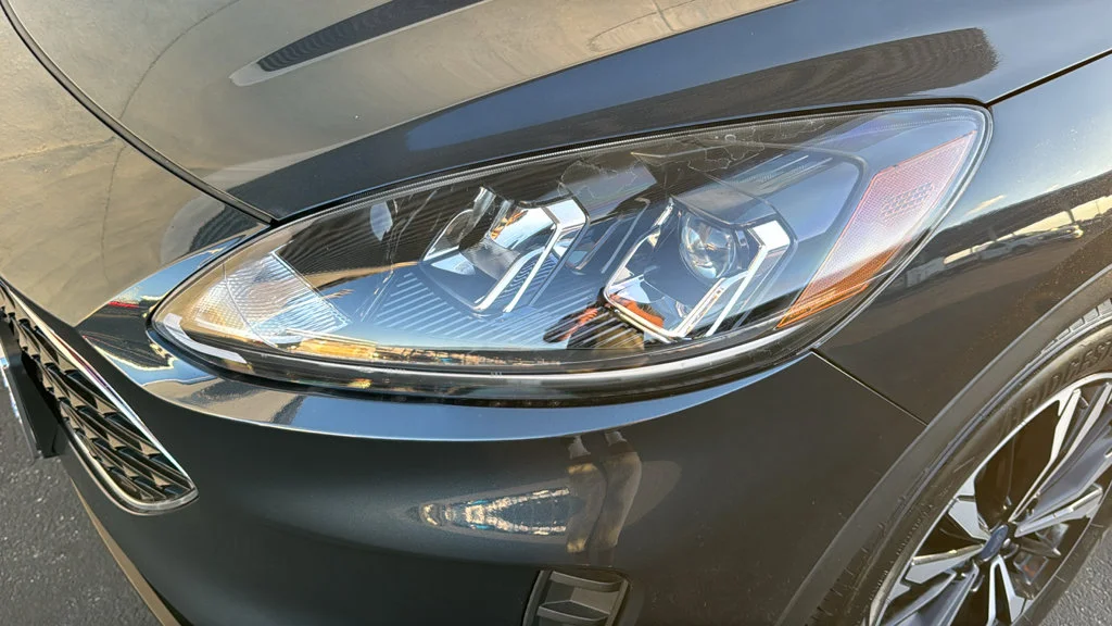 Certified Used 2022 Blue Ford SE image 6
