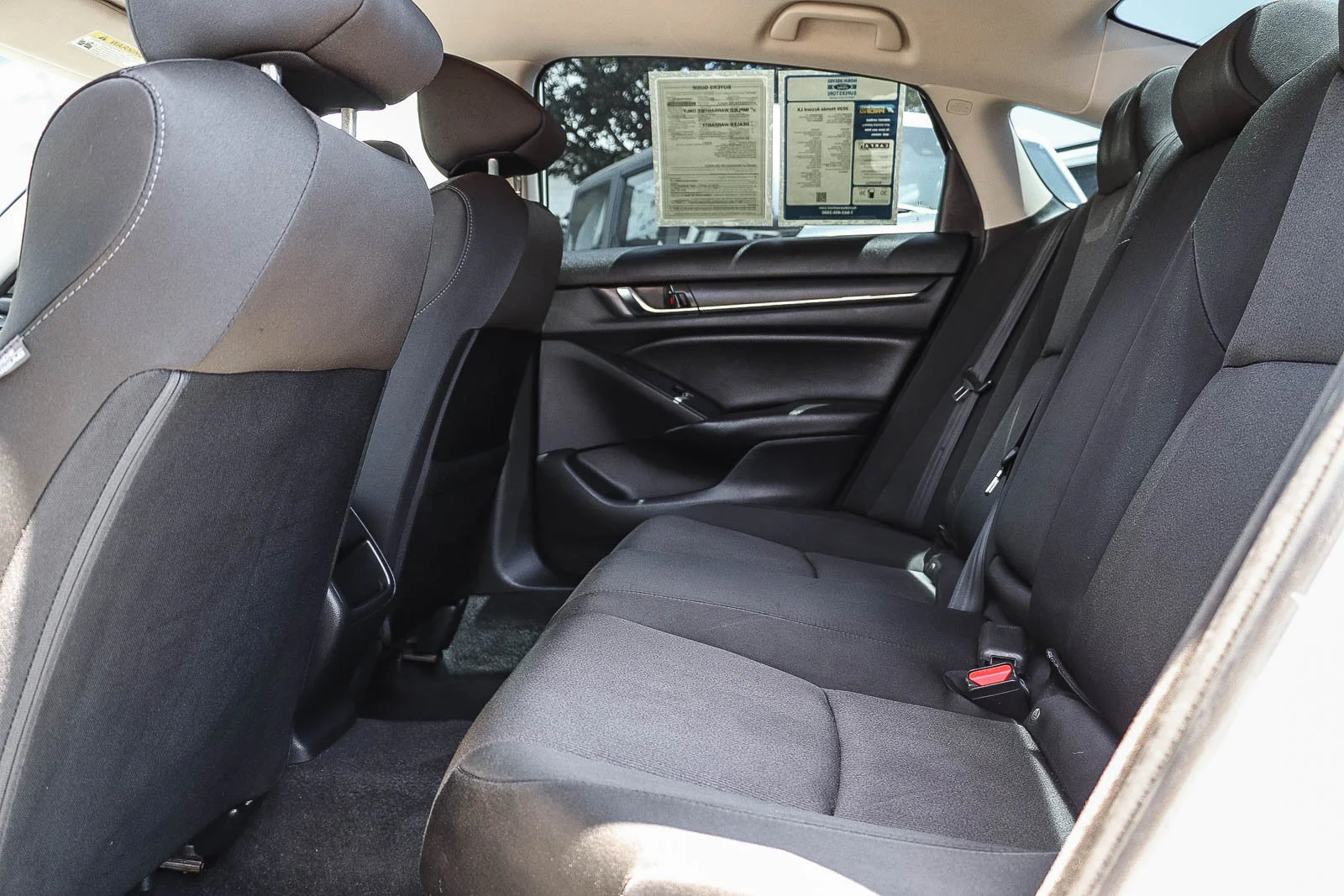 Used 2020 Platinum White Pearl Honda LX image 23
