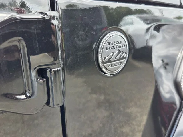 New 2026 Black Clear-Coat Exterior Paint Jeep Sahara image 17