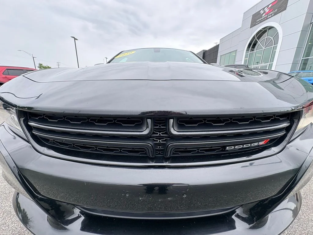 Used 2020 Black Dodge SXT image 11