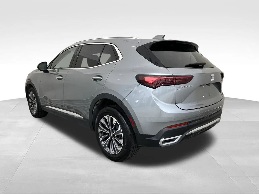 Used 2025 Gray Buick Preferred image 3