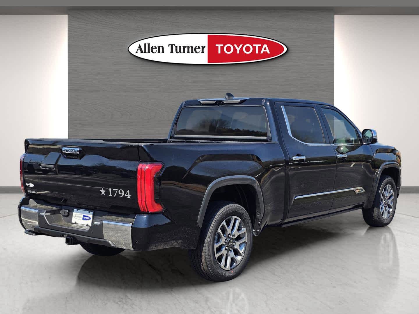 2026 Toyota Tundra 1794 Edition - Photo 10