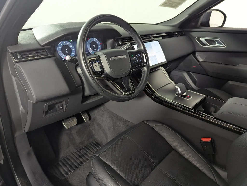 Certified Used 2025 Black Land Rover Dynamic SE image 30