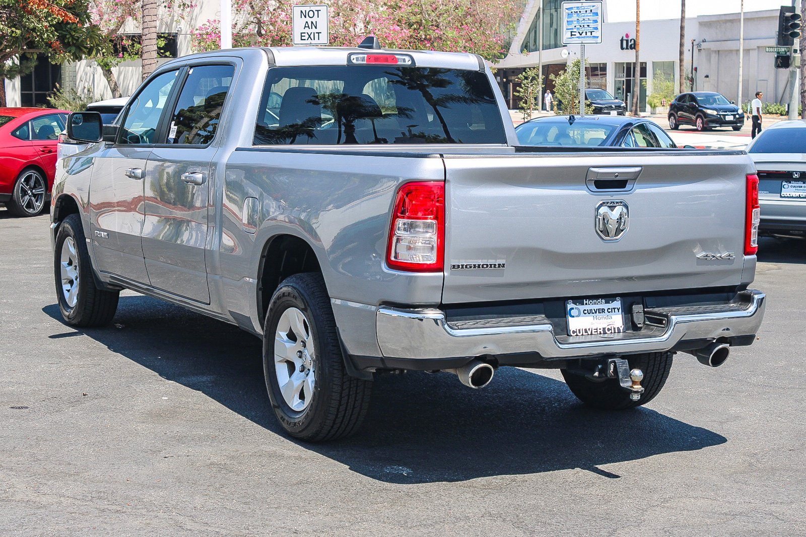 Used 2022 Billet Silver Metallic Clearcoat Ram Big Horn image 6