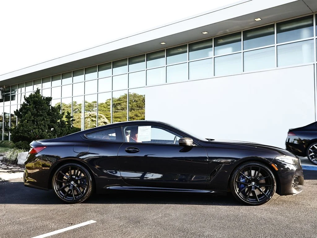 Used 2022 Carbon Black Metallic BMW M850i xDrive image 4