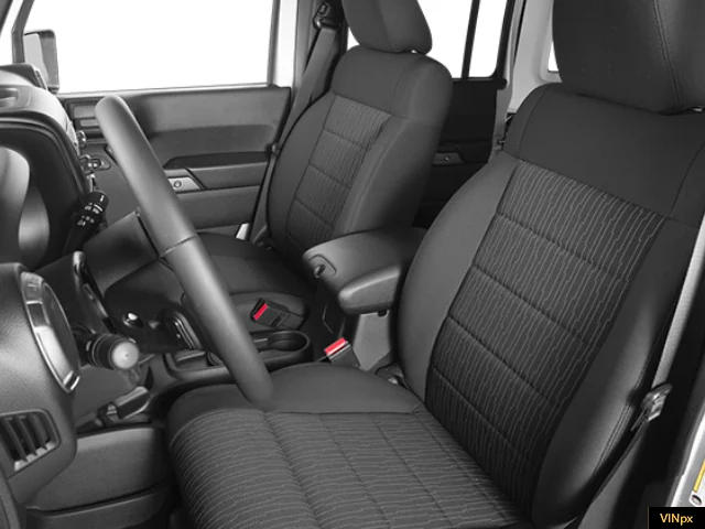 Used 2013 Dune Clear Coat Jeep Sahara image 6