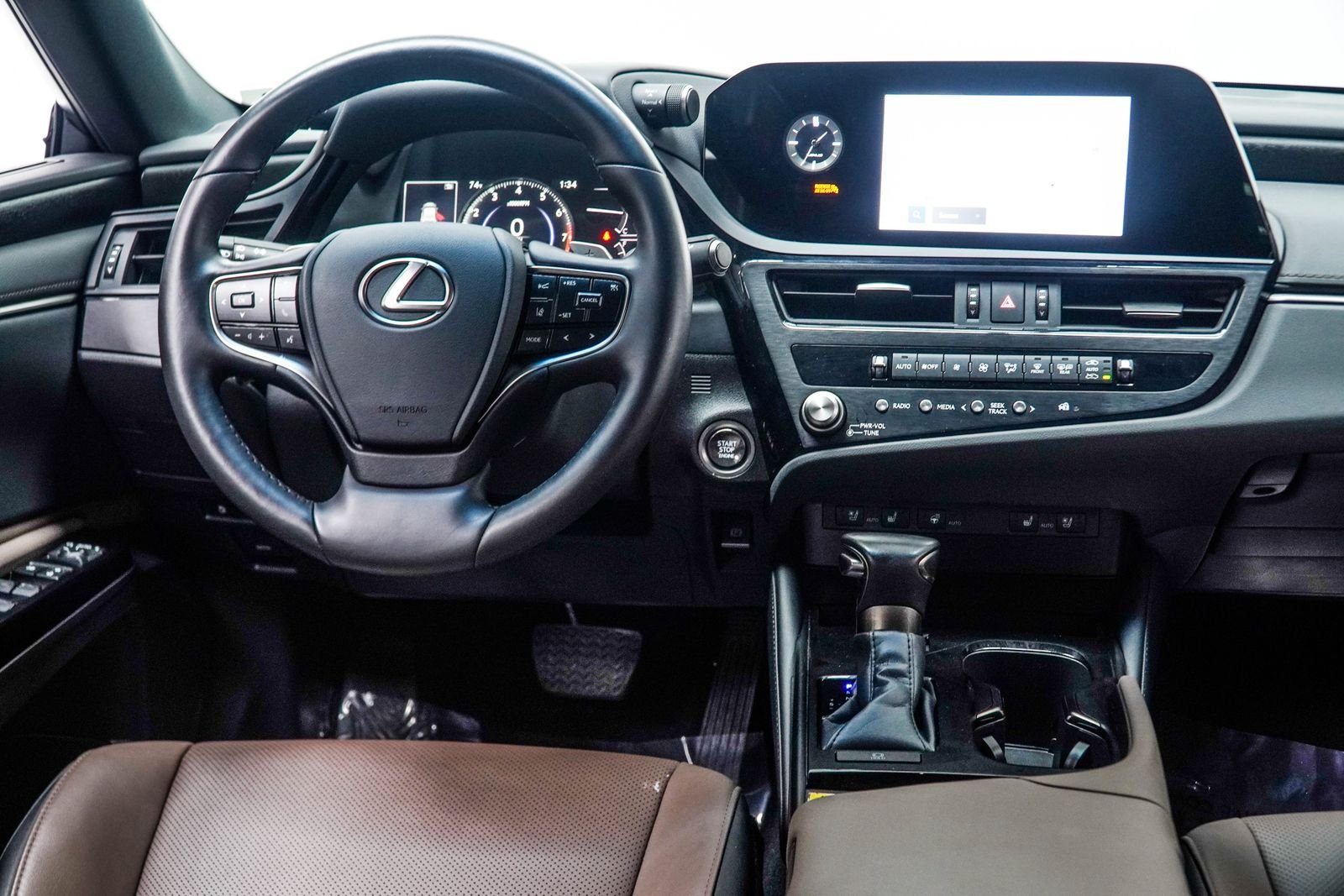 Used 2025 Red Lexus 350 image 17