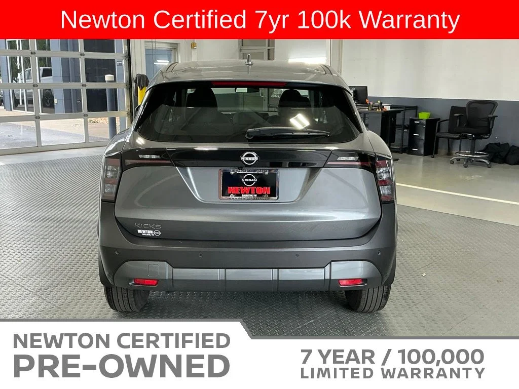 Certified Used 2025 Gun Metallic Nissan S image 5