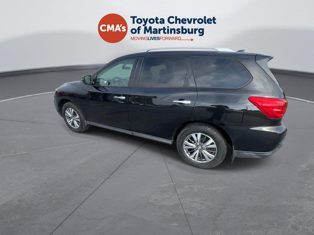 Used 2020 Magnetic Black Pearl Nissan S image 3
