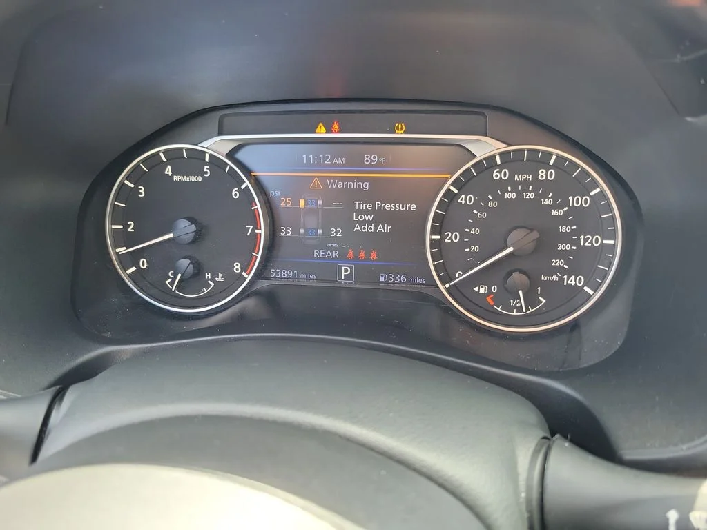 Used 2024 White Nissan 2.5 SR image 28