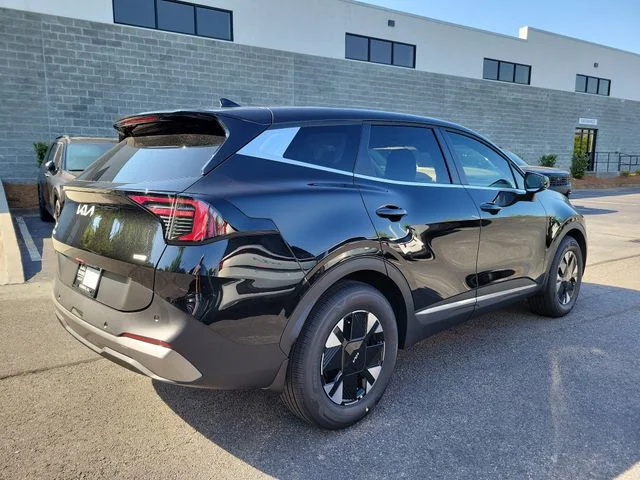 New 2026 Fusion Black Kia LX image 4